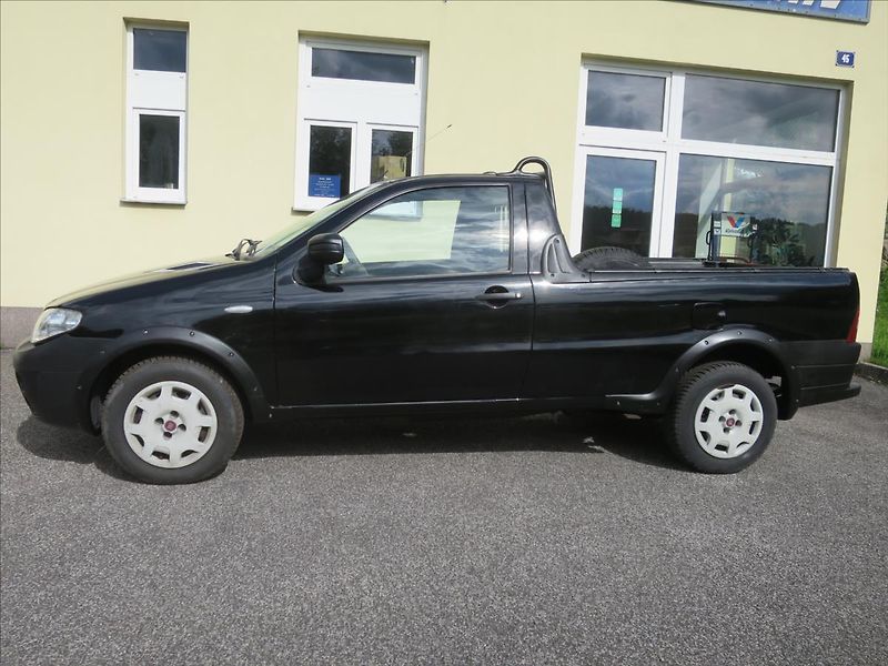 Fiat Strada 1,3  JTD - fotka 2 z 18