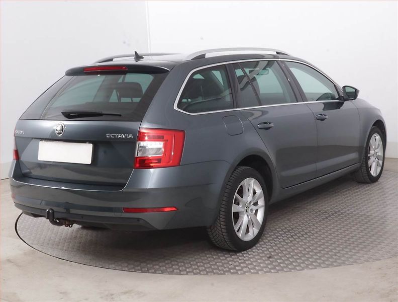 Škoda Octavia (2018) 1.5 TSI, Serv.kniha, Kůže - fotka 5 z 15