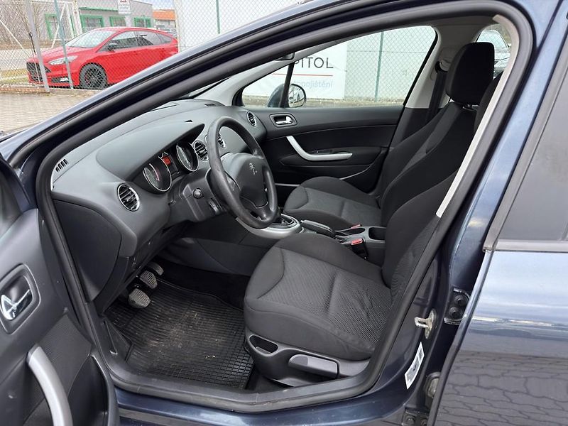Peugeot 308 1.6 HDI 68 kW servisní knížka - fotka 6 z 18