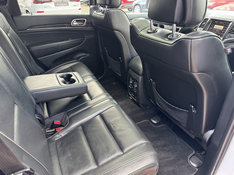 Jeep Grand Cherokee (2014) 3.0CRD Navi Kůže Vzduch Pano - fotka 19 z 50