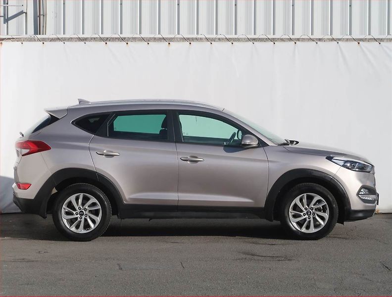 Hyundai Tucson (2016) 1.7 CRDi, ČR,1.maj, Serv.kniha - fotka 6 z 21