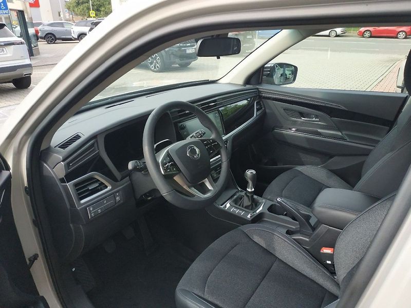 KGM Korando 1.5T, SMART,2WD, MT, SKLADEM - fotka 11 z 25