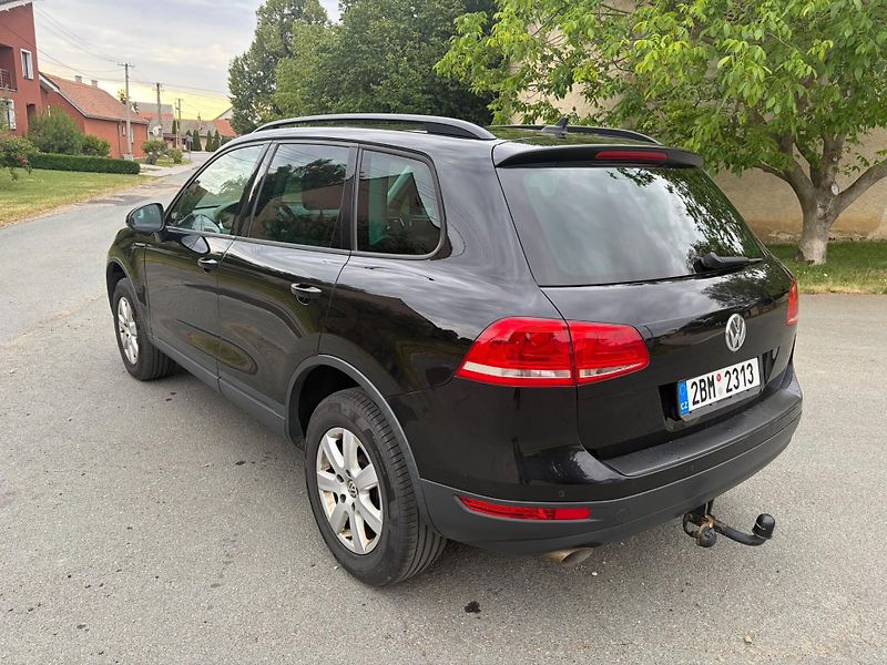 Volkswagen Touareg (2013) 3.0TDI180kW/4x4/VZDUCH/WEBASTO - fotka 7 z 35