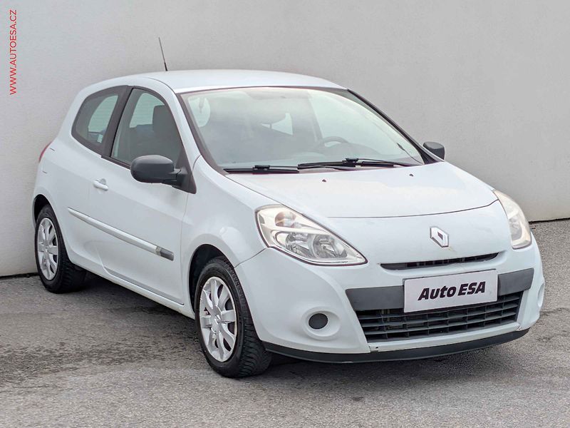 Renault Clio (2012) 1.2i, ČR, STK6/28 - fotografie inzerátu