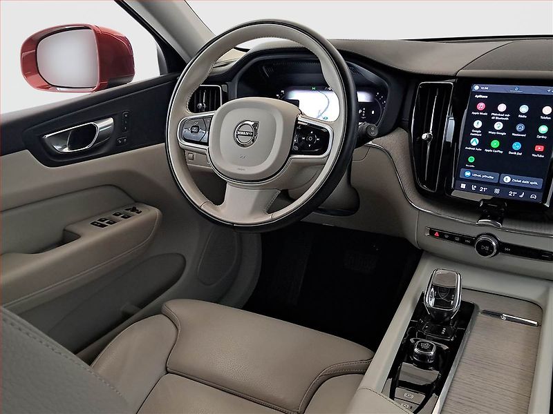 Volvo XC60 (2022) B5 AWD - fotka 7 z 19