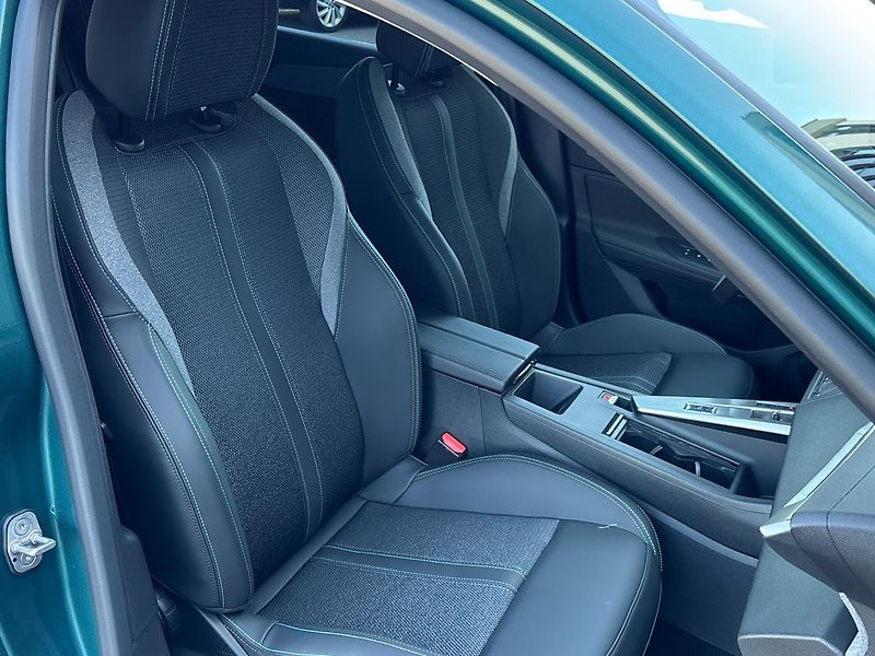 Peugeot 308 ALLURE - fotka 9 z 25