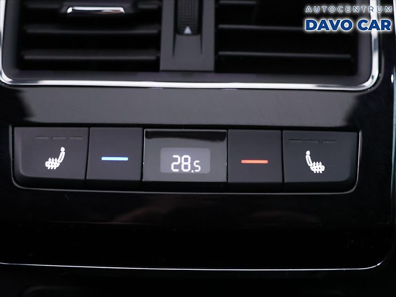 Škoda Superb 2,0 TDI 147kW 4x4 L&K DSG DPH - fotka 35 z 46
