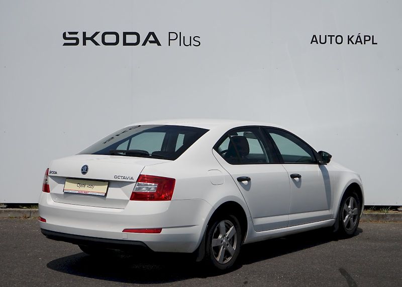 Škoda Octavia (2013) TSI 77 kW Active - fotka 2 z 21