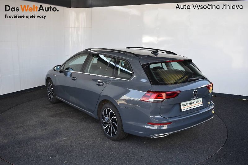 Volkswagen Golf Variant (2023) 1.5TSI 96kW Style,Manuál - fotka 8 z 26