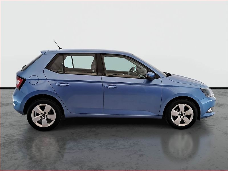 Škoda Fabia (2015) 1.2 TSI, ČR,1.maj - fotka 6 z 15