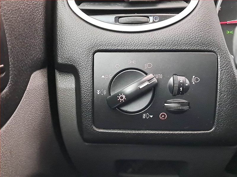 Ford Focus (2009) 2.0 16V, LPG, Eko.zaplacen - fotka 16 z 17