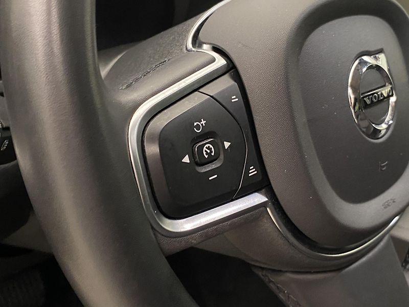 Volvo V60 B4 CORE AUT CZ - fotka 19 z 58