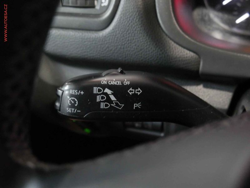 Škoda Roomster (2010) 1.6 TDi, ČR, AC, tempo - fotka 13 z 17