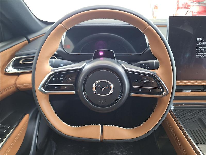 Mazda 6e (2026) EV 245k Long Range Takumi Plus - fotka 8 z 13