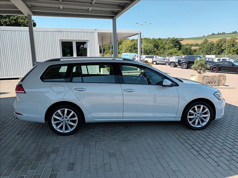 Volkswagen Golf 1,0 TSI,ČR,1MAJ,RADAR,LED,DPH - fotka 4 z 42