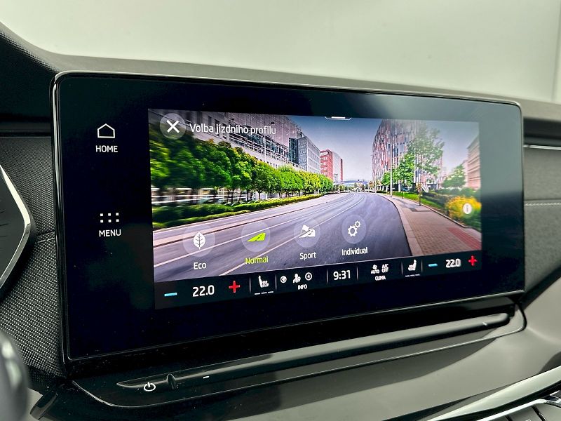 Škoda Octavia (2023) DSG 2.0 TSI 140 kW 4x4 Style - fotka 17 z 34