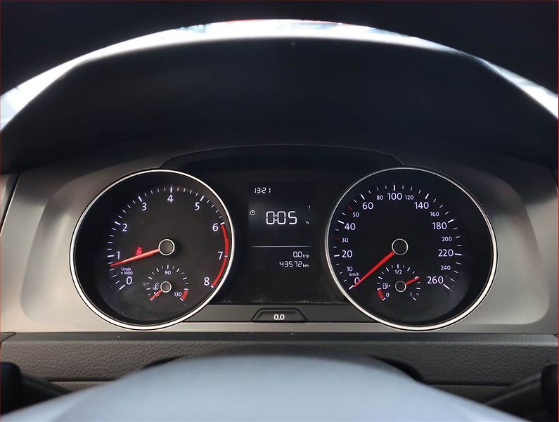 Volkswagen Golf (2013) Comfortline 1.2 TSI - fotka 11 z 15