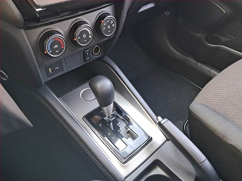 Mitsubishi ASX (2020) 2.0 MIVEC, Automat, ČR,1.maj - fotka 15 z 17