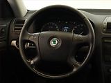 Škoda Octavia (2008) Elegance 1.6, Xenony, Tempomat - náhled 12