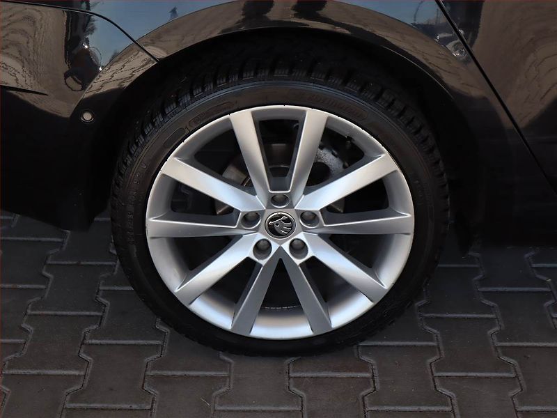 Škoda Octavia (2018) 1.6 TDI, Automat, Kůže, Navi - fotka 15 z 23