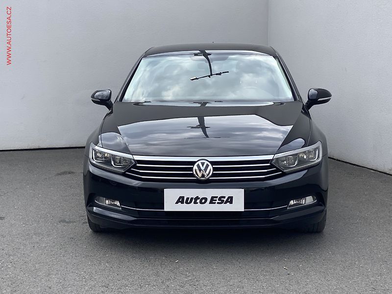 Volkswagen Passat (2015) 1.4 TSi, Comfortline, LED - fotka 2 z 18