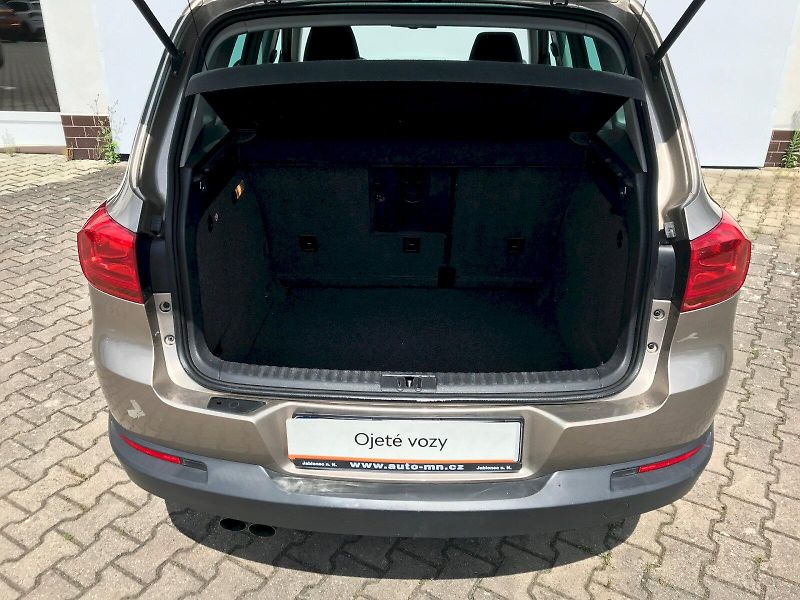 Volkswagen Tiguan (2021) 2,0 TDI 4Motion - fotka 21 z 22