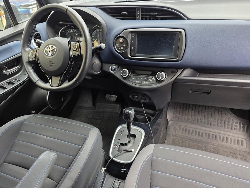 Toyota Yaris (2020) 1.5-1.MAJITEL-AUTOMAT-KAMERA - fotka 13 z 15