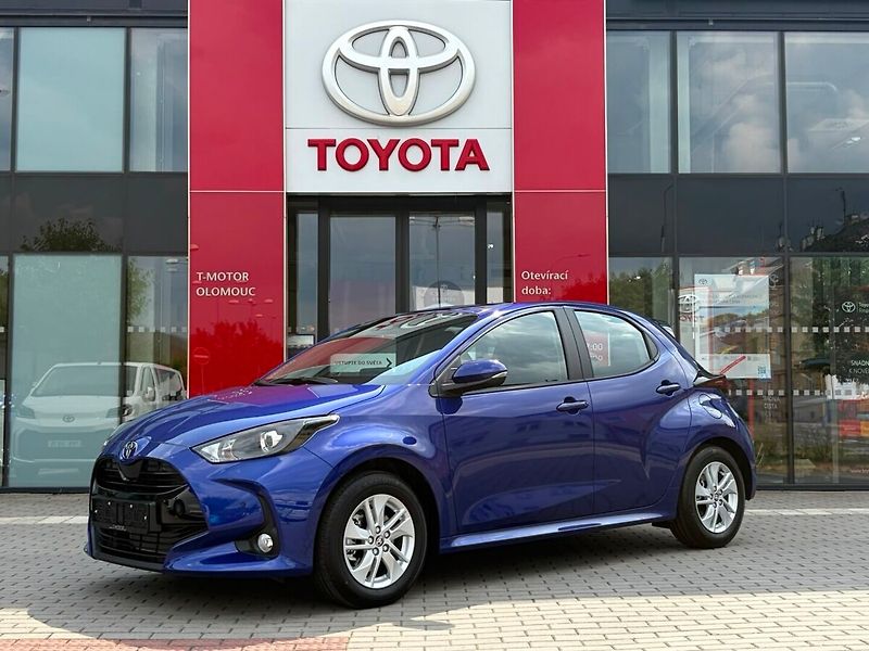 Toyota Yaris 1.5 Comfort business - fotka 1 z 17