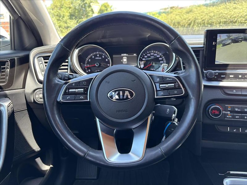 Kia XCeed 1,5 TGDi TOP ZÁRUKA KAMERA NAV - fotka 18 z 43