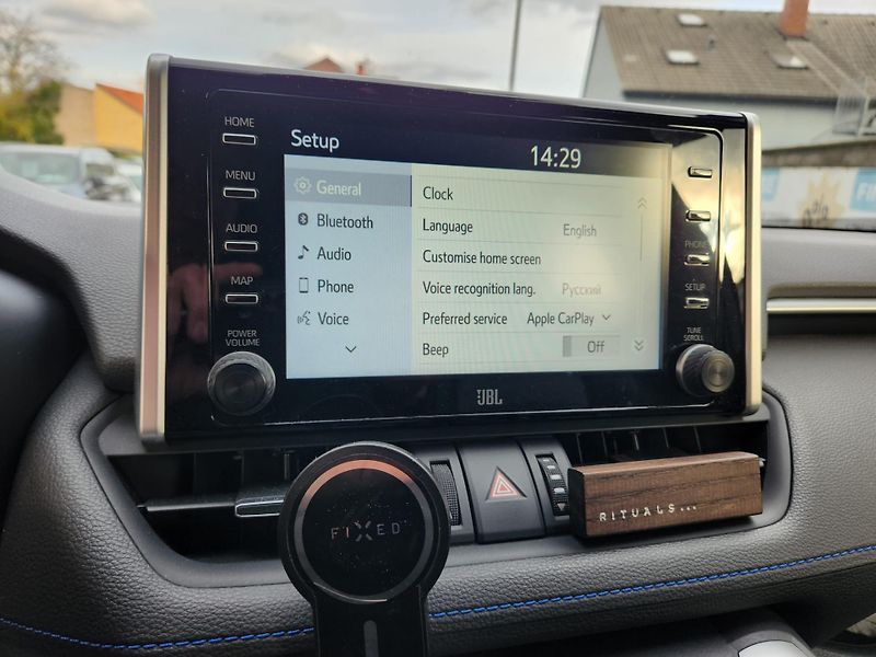 Toyota RAV4 (2021) 2.5-HYBRID-1.MAJ-KŮŽE-AUTOMAT - fotka 14 z 22