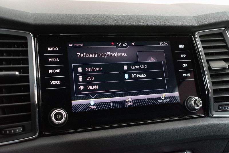 Škoda Kodiaq 2.0 TDI 4x4*DSG*AMBITION*DPH - fotka 27 z 40