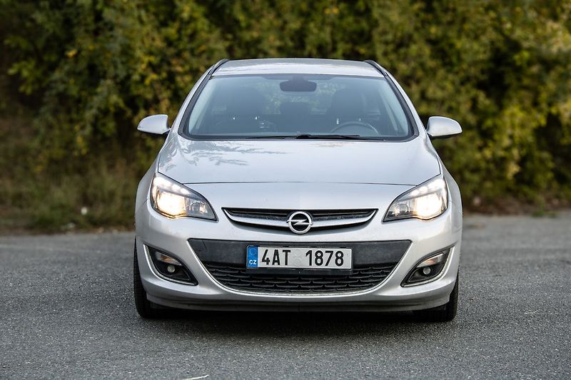 Opel Astra - fotka 2 z 23