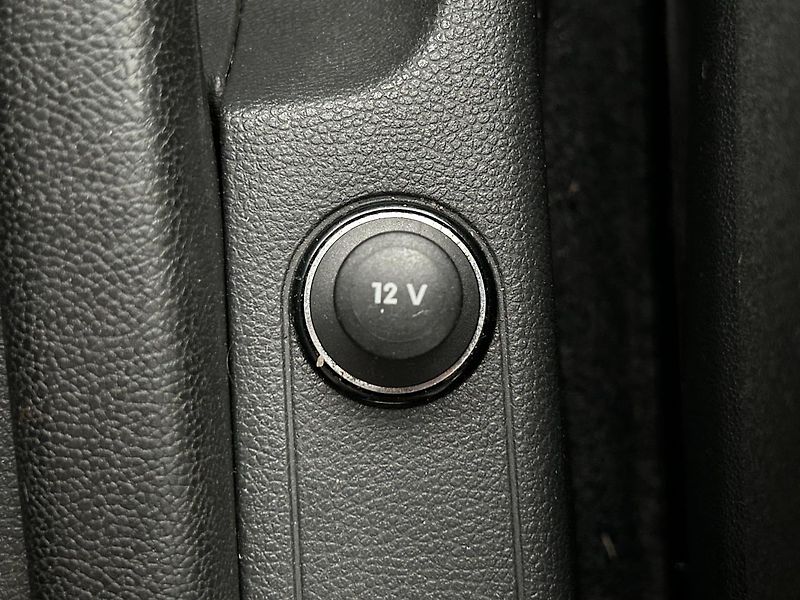 Škoda Fabia 1.9 TDI Ambiente - fotka 13 z 25
