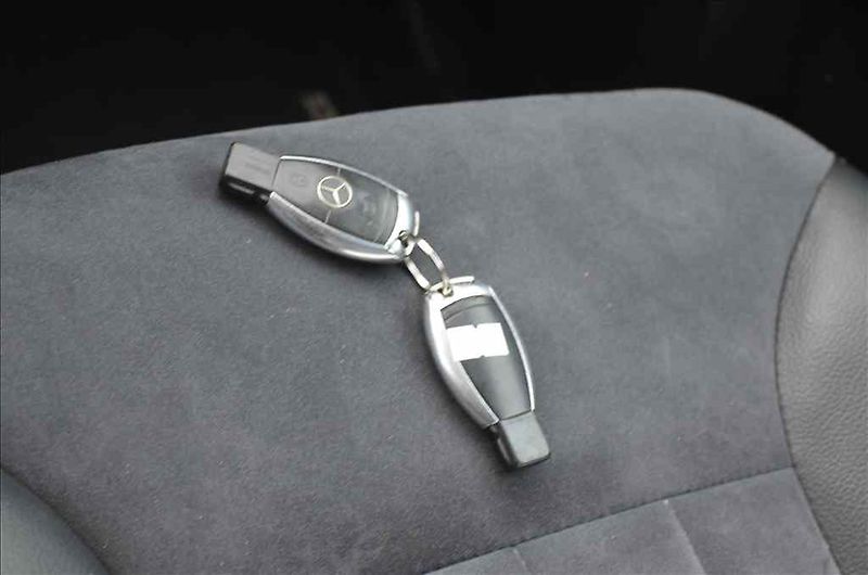 Mercedes-Benz Ostatní (2007) 280 CDI 4-MOTION - fotka 19 z 19