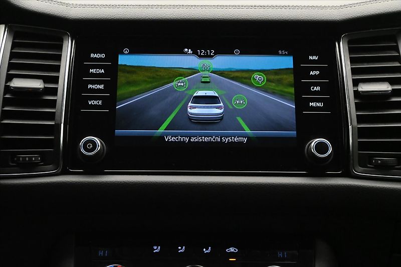 Škoda Kodiaq 2,0 TDI 110 kW DSG Ambition 7M - fotka 21 z 32