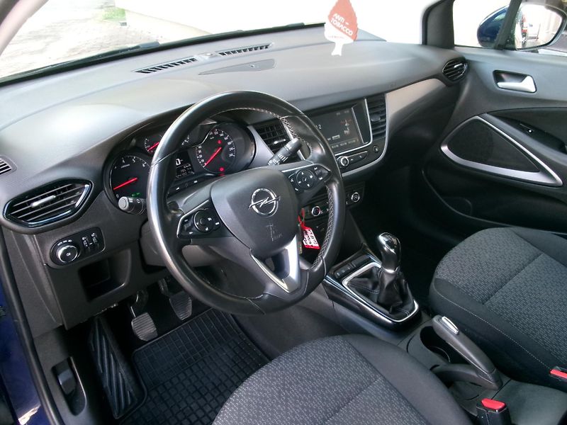 Opel Crossland X (2018) 1,2 PT DOHC KLIMA - fotka 25 z 31