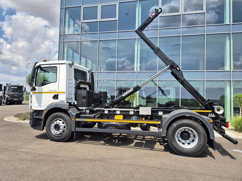 MAN TGM 18.320 NOSIČ KONTEJNERU 10T - fotka 9 z 37
