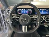 Mercedes-Benz Třídy A 200d AMG - náhled 16