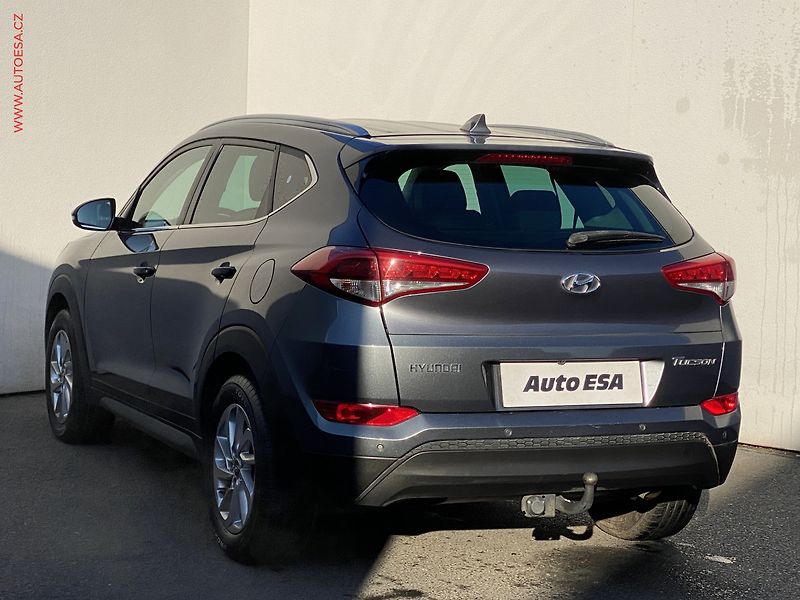 Hyundai Tucson (2016) 1.7 CRDi, AT, navi, kamera - fotka 6 z 18