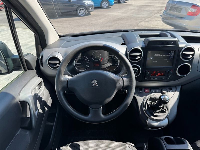 Peugeot Partner Tepee (2018) Outdoor 1.6 HDi 88kW - fotka 13 z 34