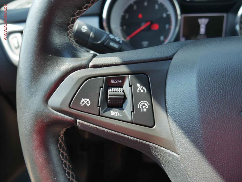 Opel Astra (2018) 1.4i, 2.maj,ČR - fotka 13 z 16