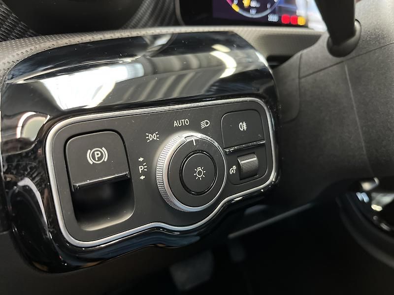 Mercedes-Benz CLA 200 kupé Progressive Line - fotka 12 z 21