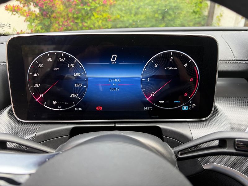 Mercedes-Benz Třídy C C220d 4M AMG PAck DIGITALLight - fotka 9 z 11