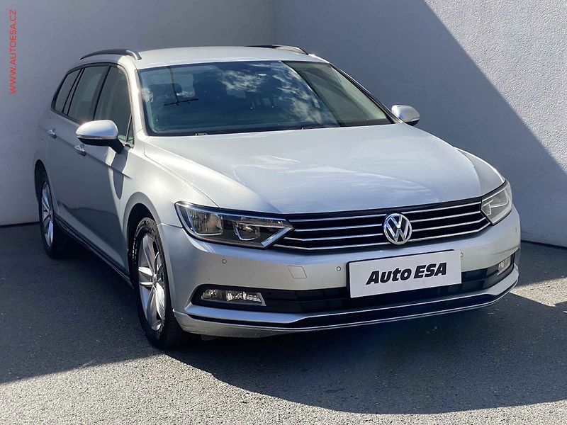 Volkswagen Passat (2017) 1.6 TDi, AAC, tempo - fotografie inzerátu