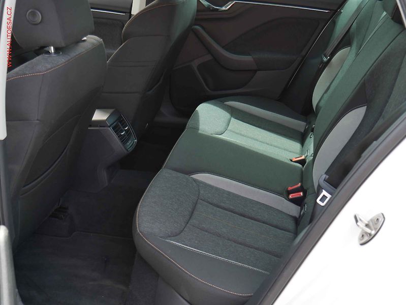 Škoda Scala (2019) 1.5TSi, 1.maj,ČR, AT - fotka 10 z 21