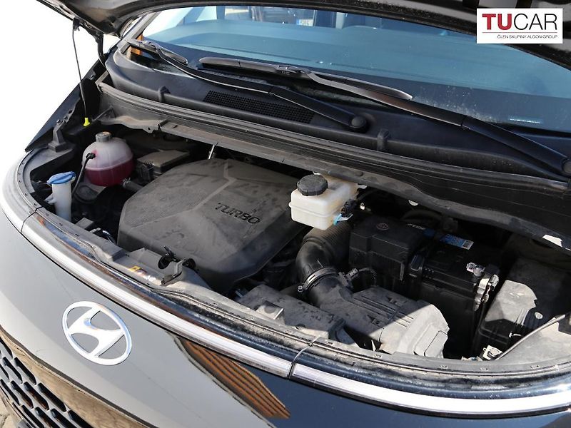 Hyundai Staria (2022) 2.2 CRDI 4x4 9 Sedadel, Kůže  - fotka 37 z 37