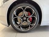 Alfa Romeo Giulia (2026) Veloce 2.2 JTDm 210k Q4 - náhled 23
