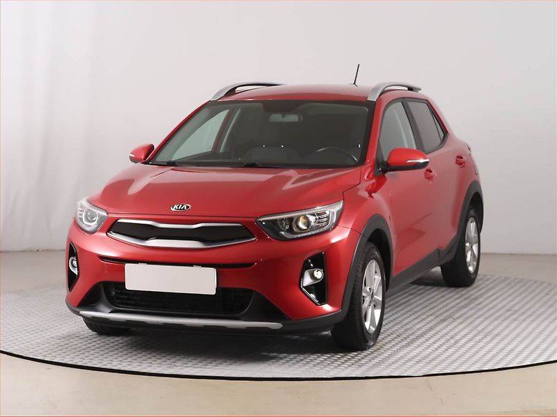 Kia Stonic (2019) 1.0 T-GDI, Serv.kniha - fotka 2 z 17