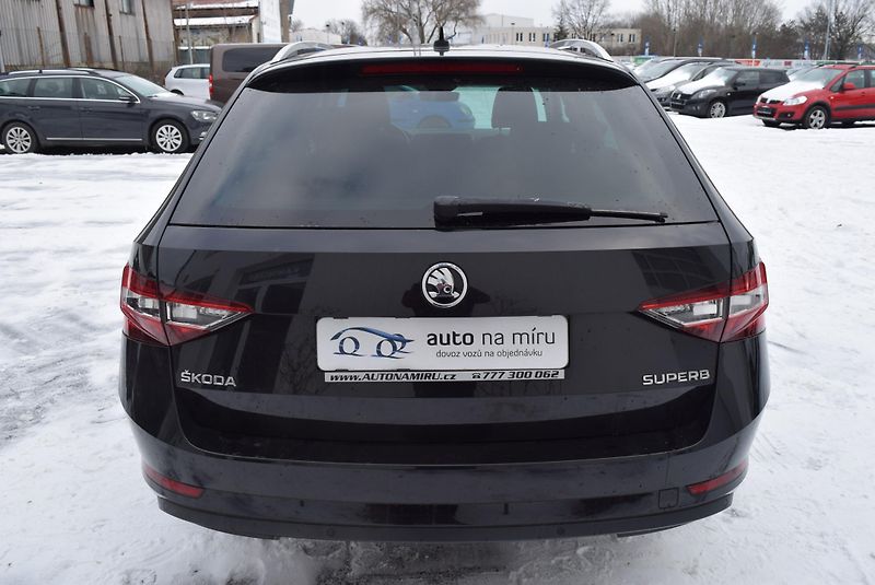 Škoda Superb (2017) 1.4TSI 92kwSTYLE XEN NAVI APP  - fotka 9 z 49