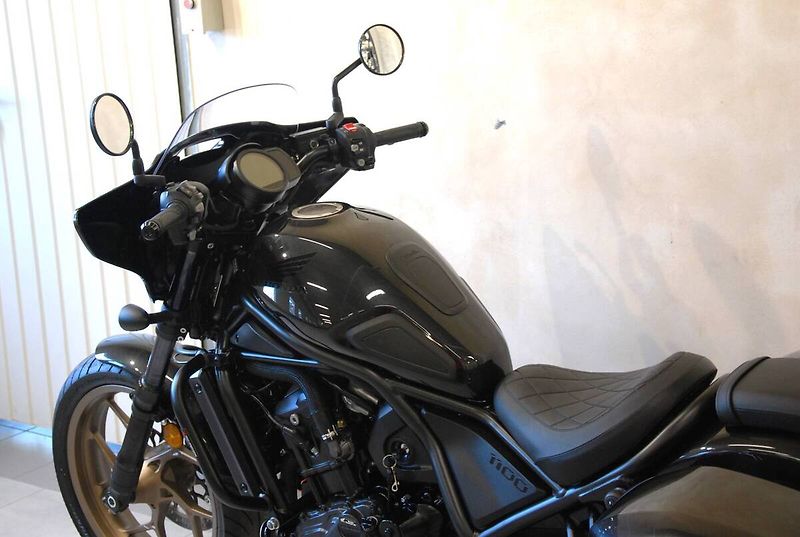 Honda CMX 1100 Rebel (2024) DCT automat - krásný stav,1.m - fotka 18 z 20